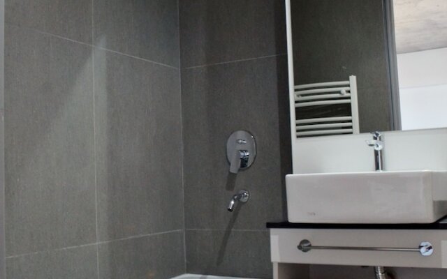 Loi Flats Neuquen,  Edificio Tucuman