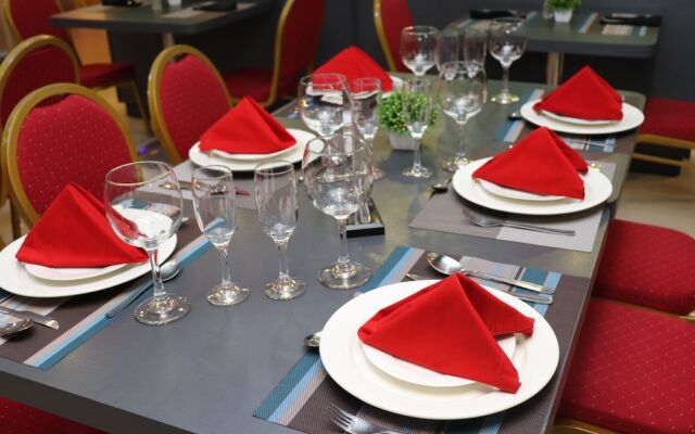 Hotel Luxsur