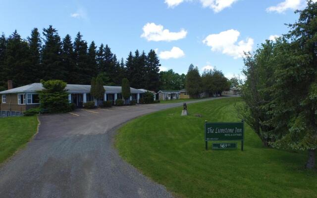 The Lionstone Inn Motel and Cottages