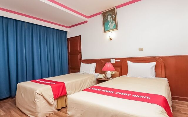 Nida Rooms Payathai 169 JJ Sunday