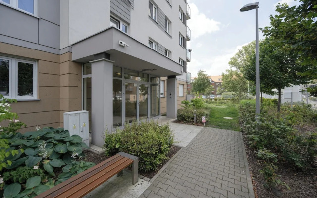 Amazing Apartment for 6 by Renters