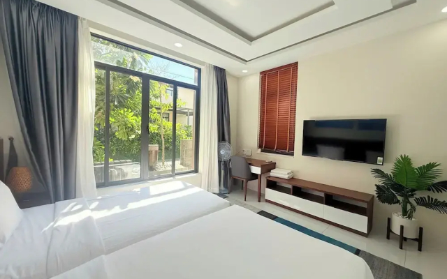 Deluxe Villa Beach Front