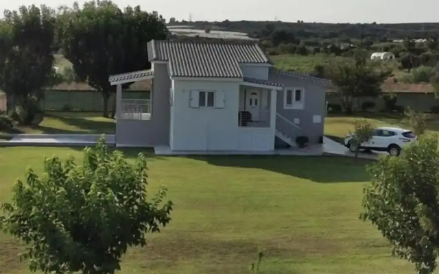 Ionion Beach Apartment Hotel