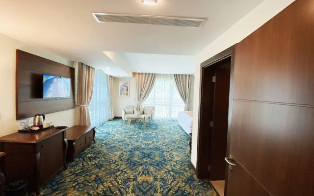 Surgrand Hotel