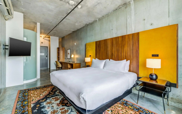 NYLO Las Colinas Hotel, Tapestry Collection by Hilton