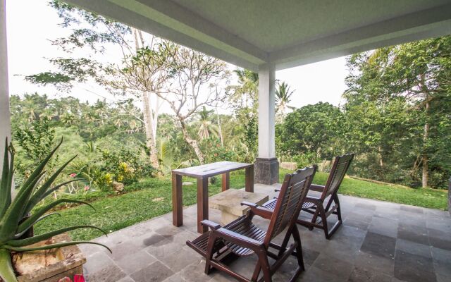 Puri Saron Hotel Madangan