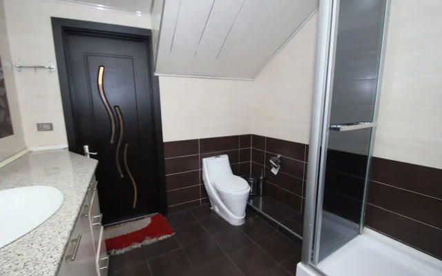 Rose Apartment in Tbilisi