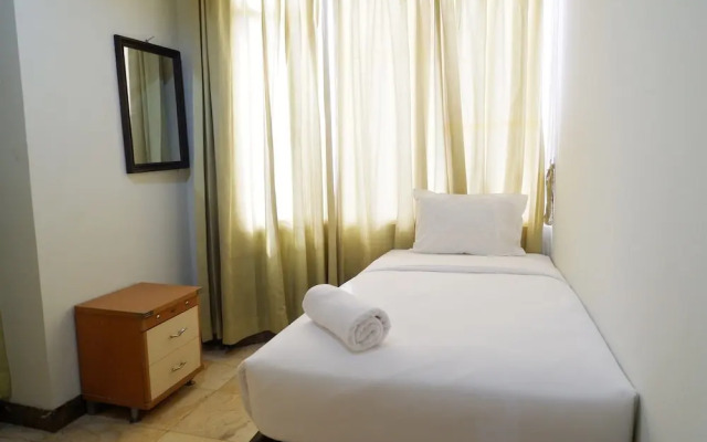 Spacious 2br Slipi Apartment Near Senayan