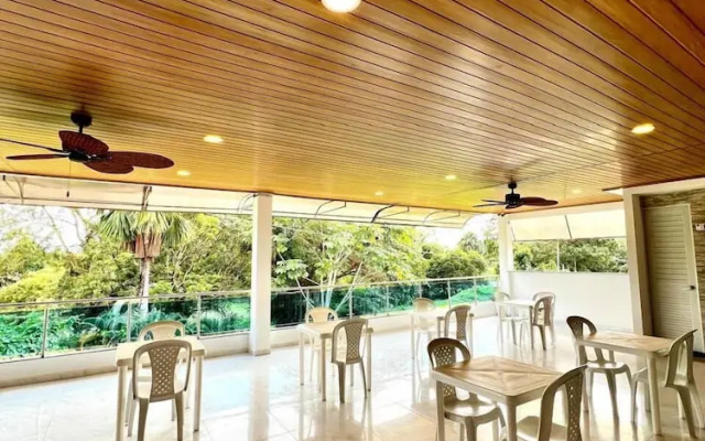 hotel paraiso salvaje