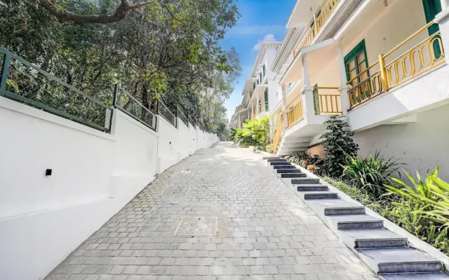 Villa in Siolim Near Morjim Beach
