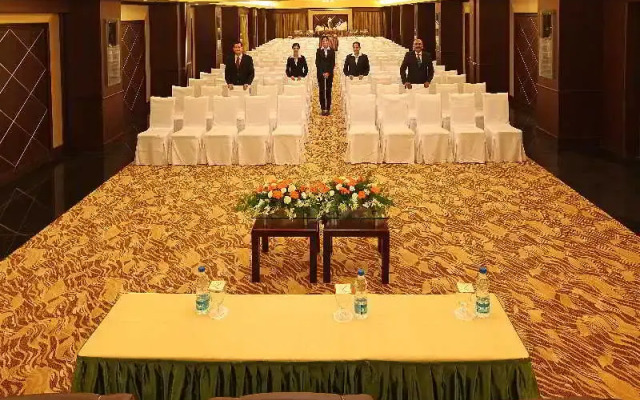 La Classic Hotel