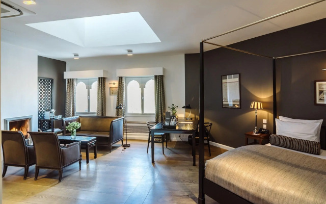 Nimb Hotel