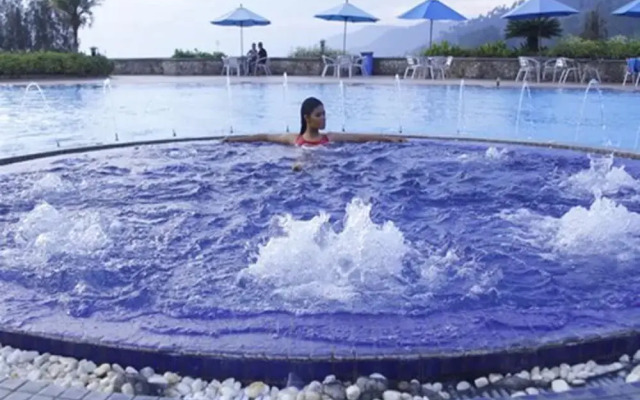 Niagara Hotel Lake Toba & Resorts