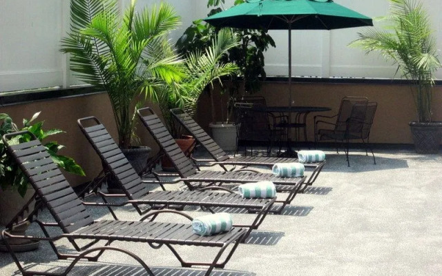 Holiday Inn LaGuardia Airport