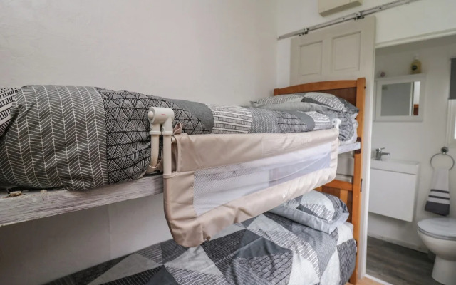 Chalet 32