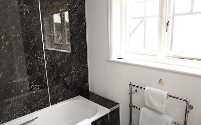 The Links Country Park Hotel