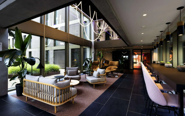 YOTEL Geneva Lake
