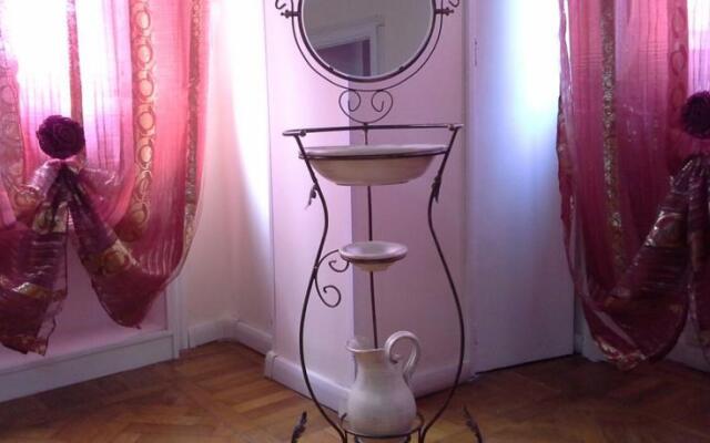 House Bischetti Vatican