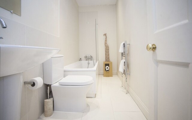 The Green Park Apartment