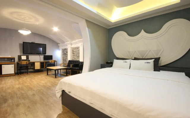 Instar Hotel Yangsan