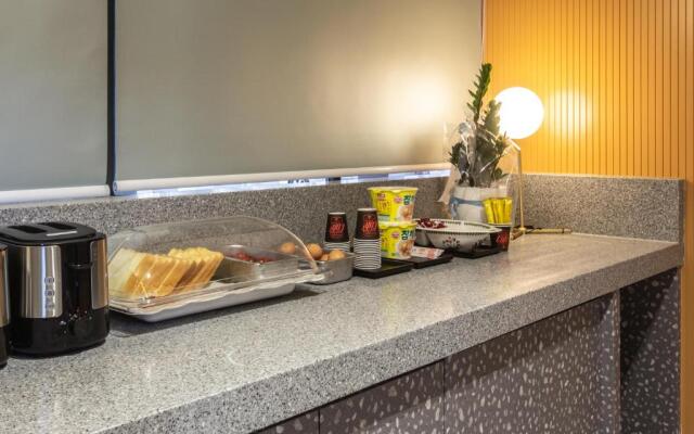 Brown Dot Gijang Yeonhwari