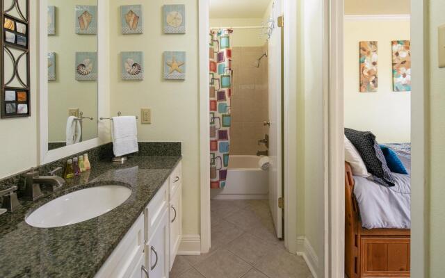 Hill Country Hideaway TBM 208