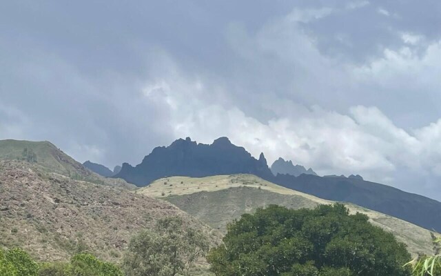 Inviting 10-bed Villa in Urubamba, Cusco, Peru