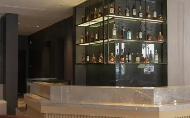 Park inn hotel Jilin People's Square Beishan Park