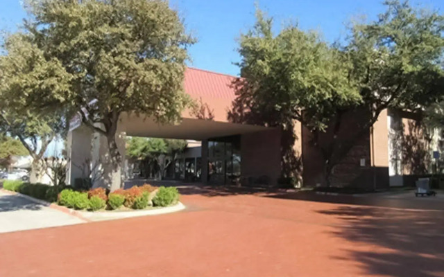 Quality Inn & Suites Plano