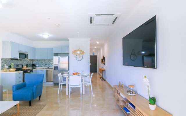 Amazing 1br1ba Condo With Balcony Great Location
