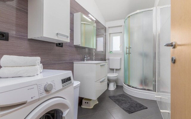 Beautiful Home in Vodnjan With Wifi and 2 Bedrooms