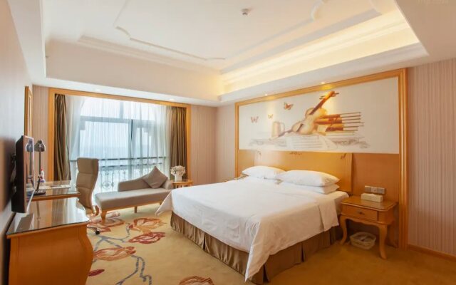 Vienna International Hotel (Pingdingshan Yingcheng)
