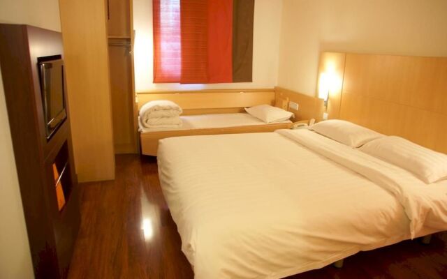 Zhenjiang Ibis Hotel