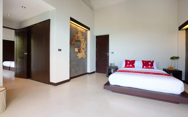 Villa Moonshadow