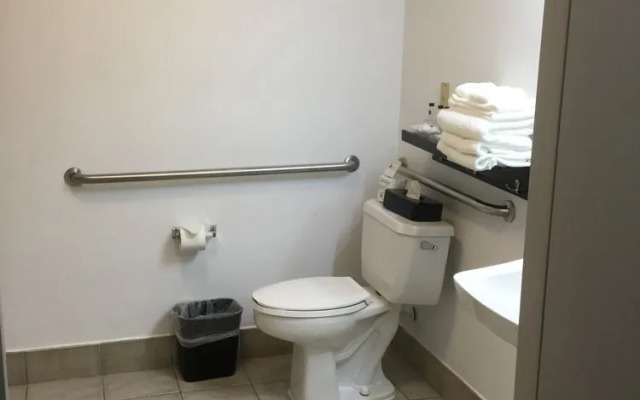 Country Inn & Suites by Radisson, Austin-University, TX