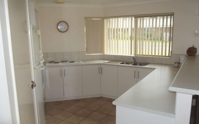 Pelican Shore Villas