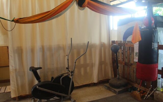 Maraño's Hometel