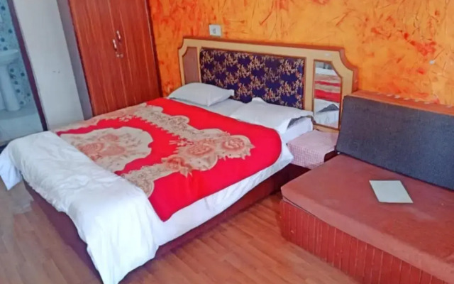 Hotel Walnut Grove