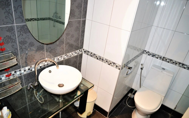 Pattaya Plaza Condotel Large Studio Apartment Sukhumvit