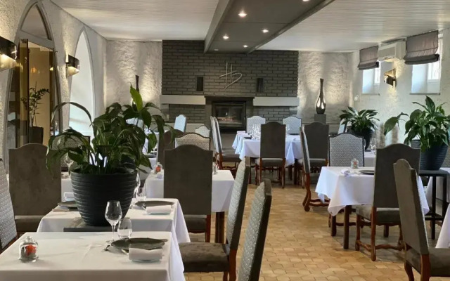 LOGIS Hostellerie des Ducs