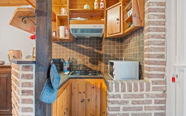 Spacious Seafront Apartment