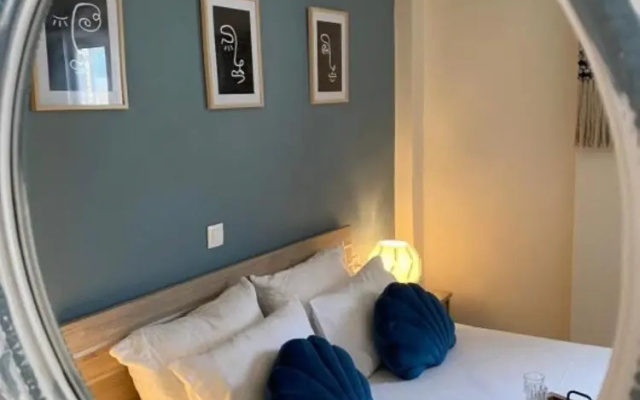 Kallas Apartments