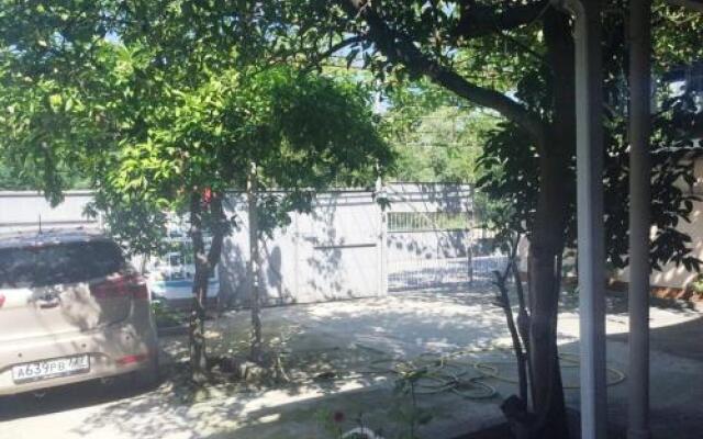 Guest house Lenina 77