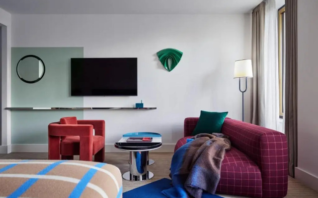Kimpton Main Frankfurt by IHG