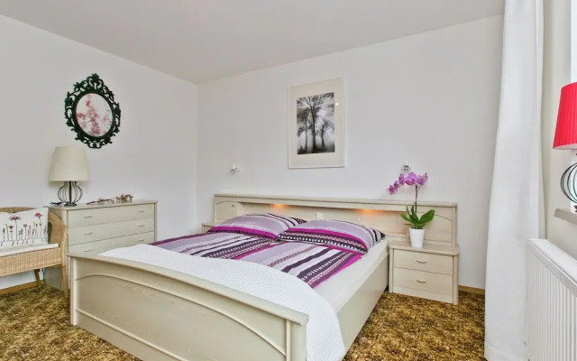 Modern Apartment Near Ski Area in Wenns