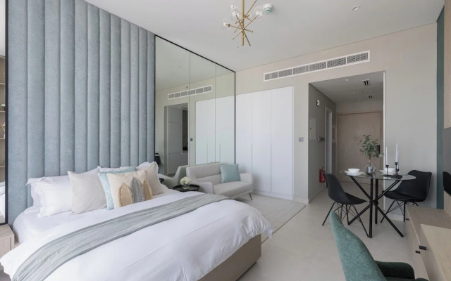 Cozy studio at Westwood By IMTIAZ