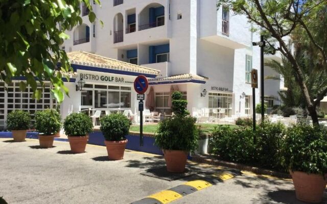 Banus Beach Studio