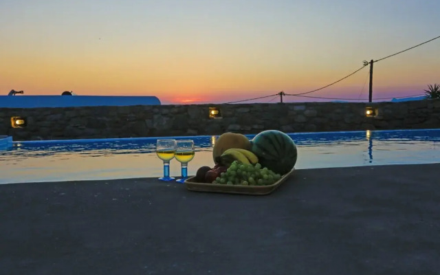 Nikoi Villas