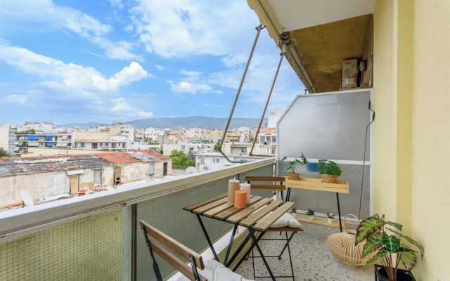 Zeus 2-Bedroom Apt with Acropolis View