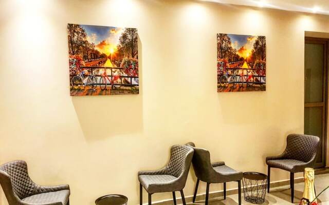 Lago Suites Hotel